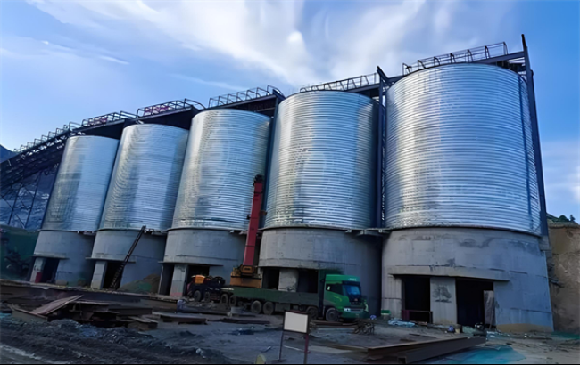 阿勒泰螺旋卷板仓施工现场